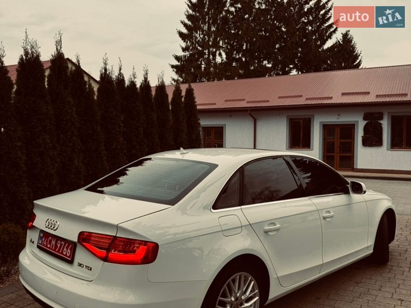 Седан Audi A4 2015 в Городку фото 5 Седан Audi A4 2015 в Городку