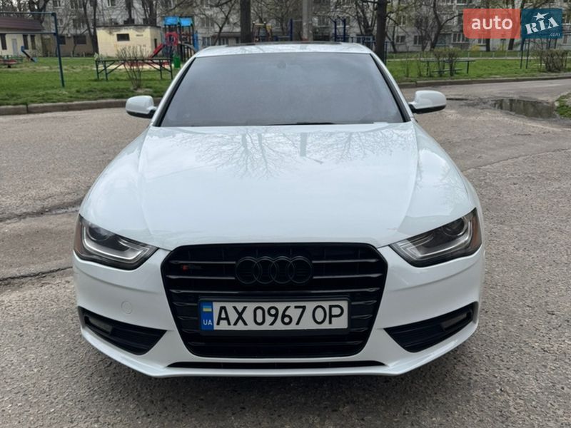 Седан Audi A4 2012 в Харкові
