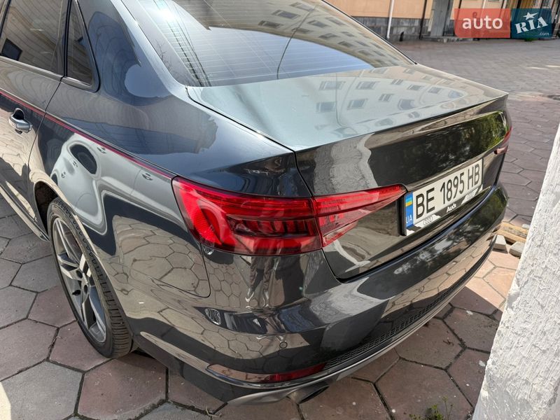 Седан Audi A4 2016 в Одесі