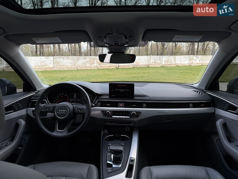 Седан Audi A4 2017 в Луцке