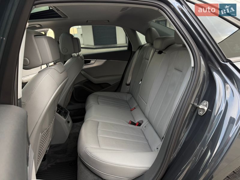 Седан Audi A4 2017 в Луцке