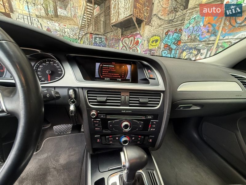 Седан Audi A4 2014 в Одессе