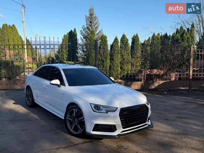 Седан Audi A4 2017 в Киеве