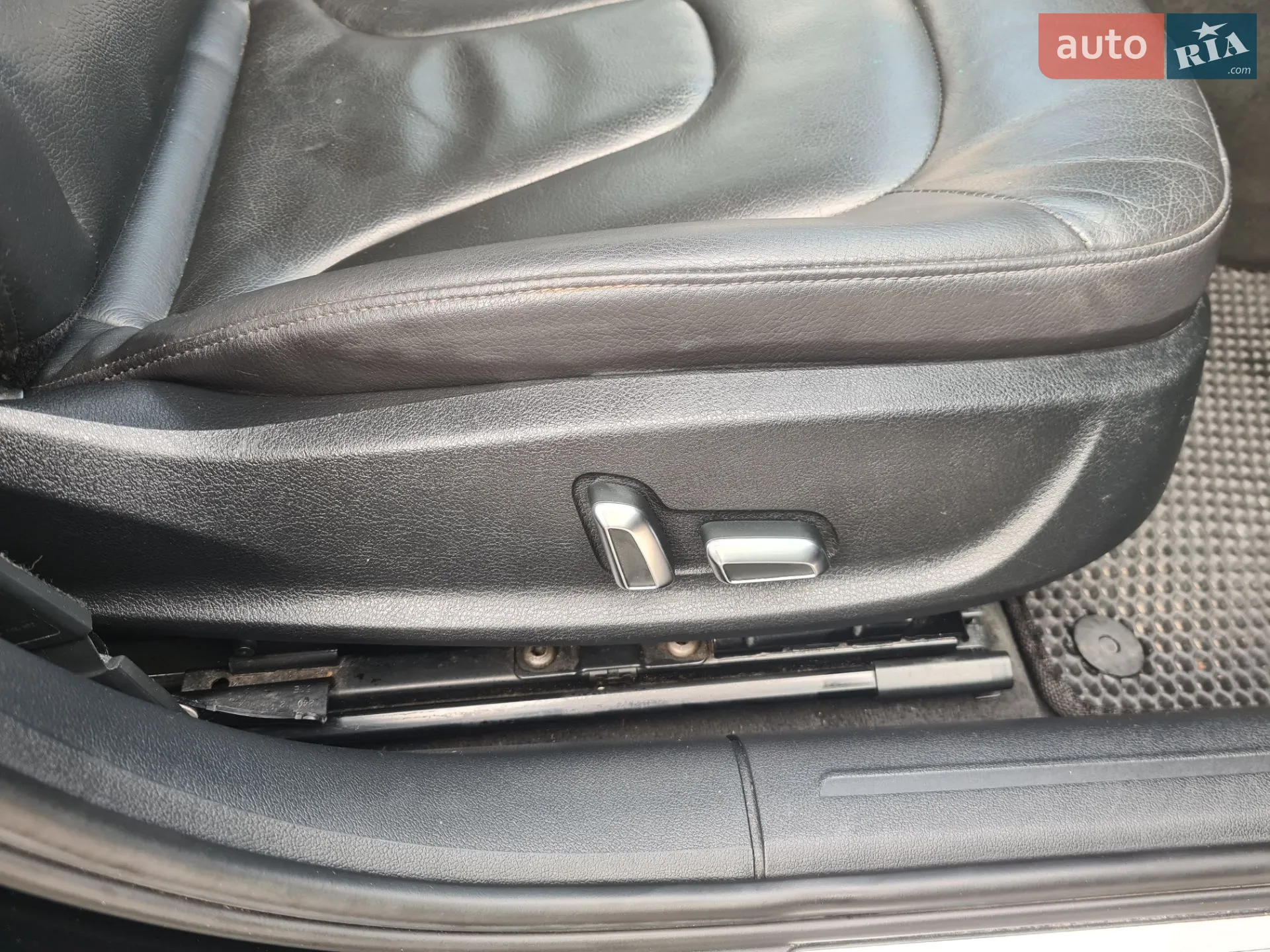 2012 Audi A4 - мініатюра 26