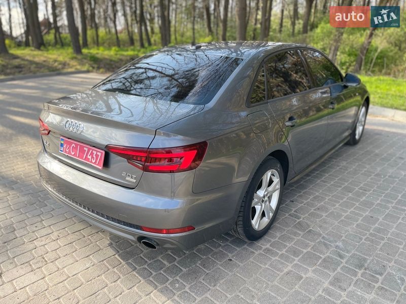 Седан Audi A4 2018 в Львове