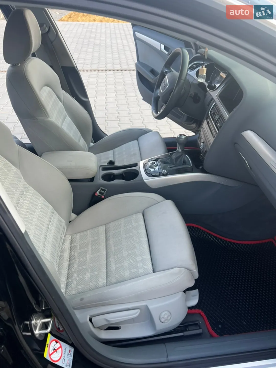 2014 Audi A4 - мініатюра 25