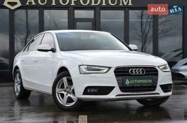 Седан Audi A4 2012 в Киеве