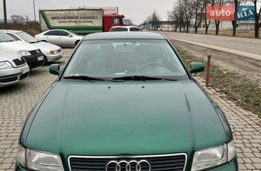 Седан Audi A4 1996 в Бедевле