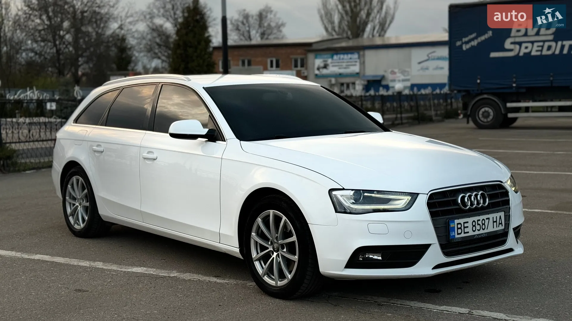 2013 Audi A4 - мініатюра 19