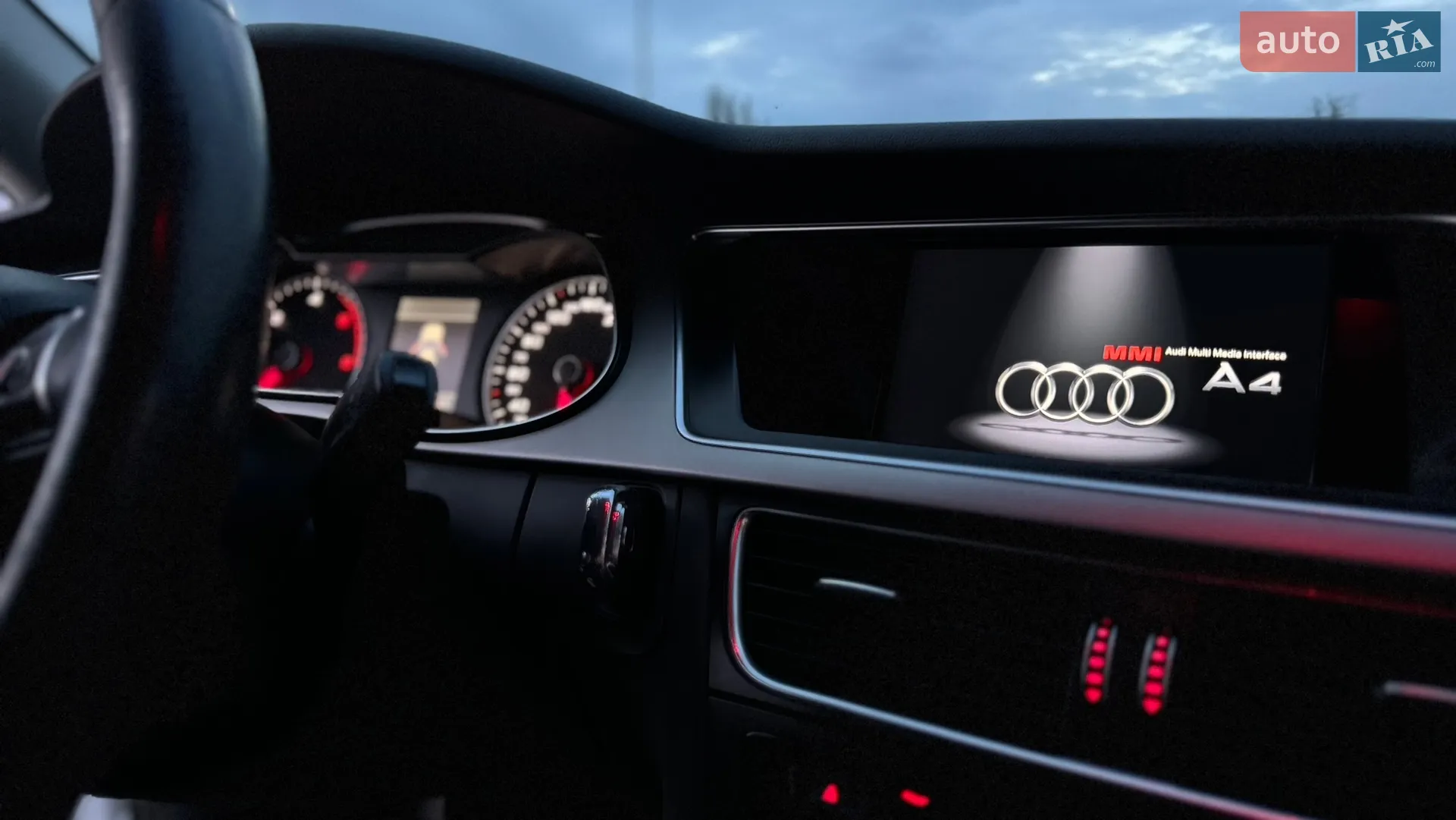 2013 Audi A4 - мініатюра 49