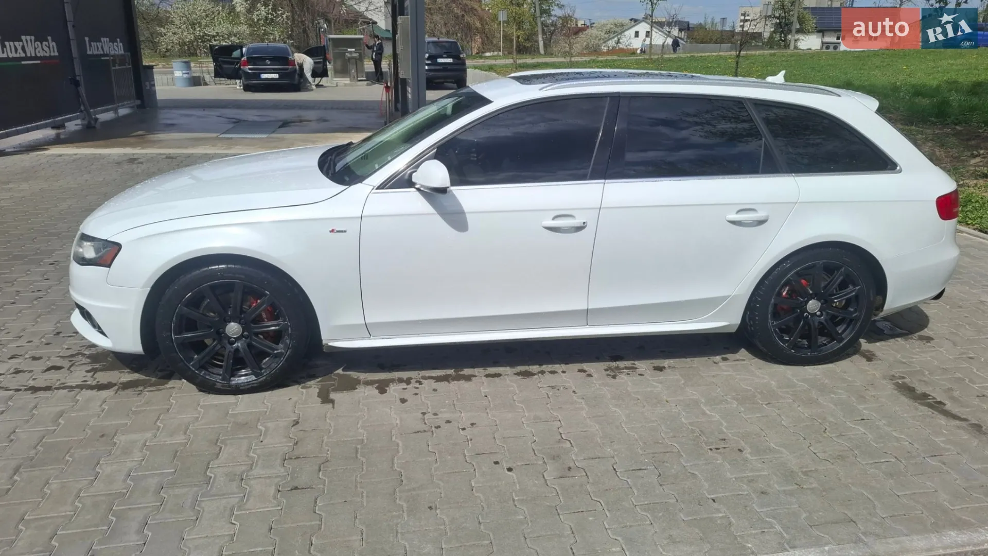 2012 Audi A4 - мініатюра 16