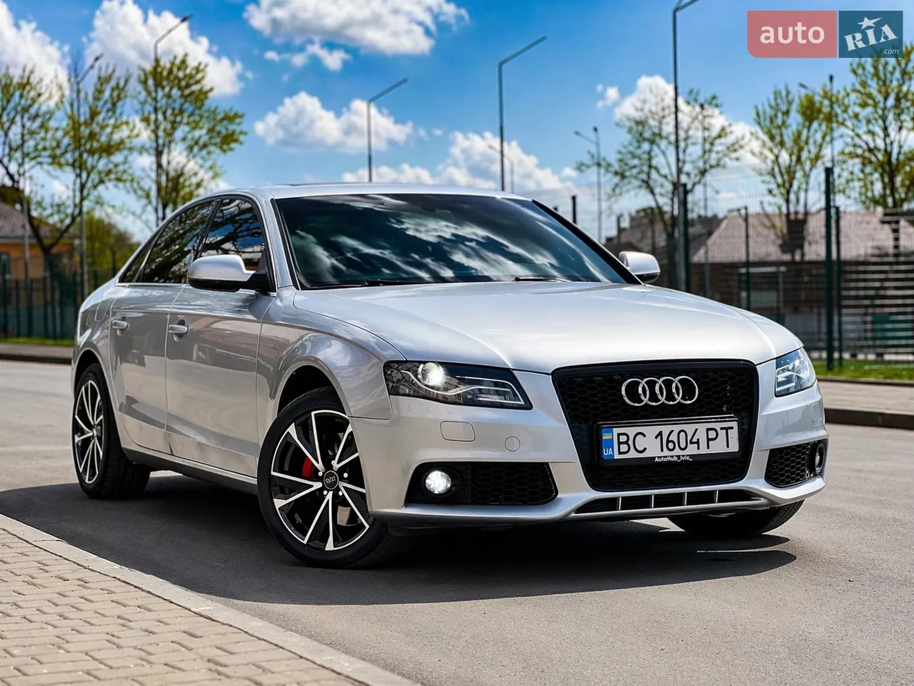 2010 Audi A4 - мініатюра 20