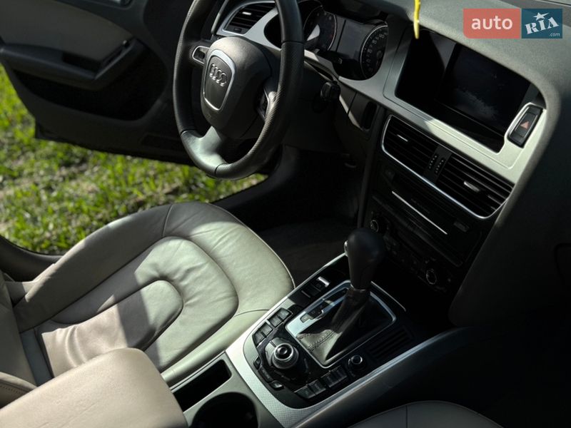Универсал Audi A4 2009 в Луцке