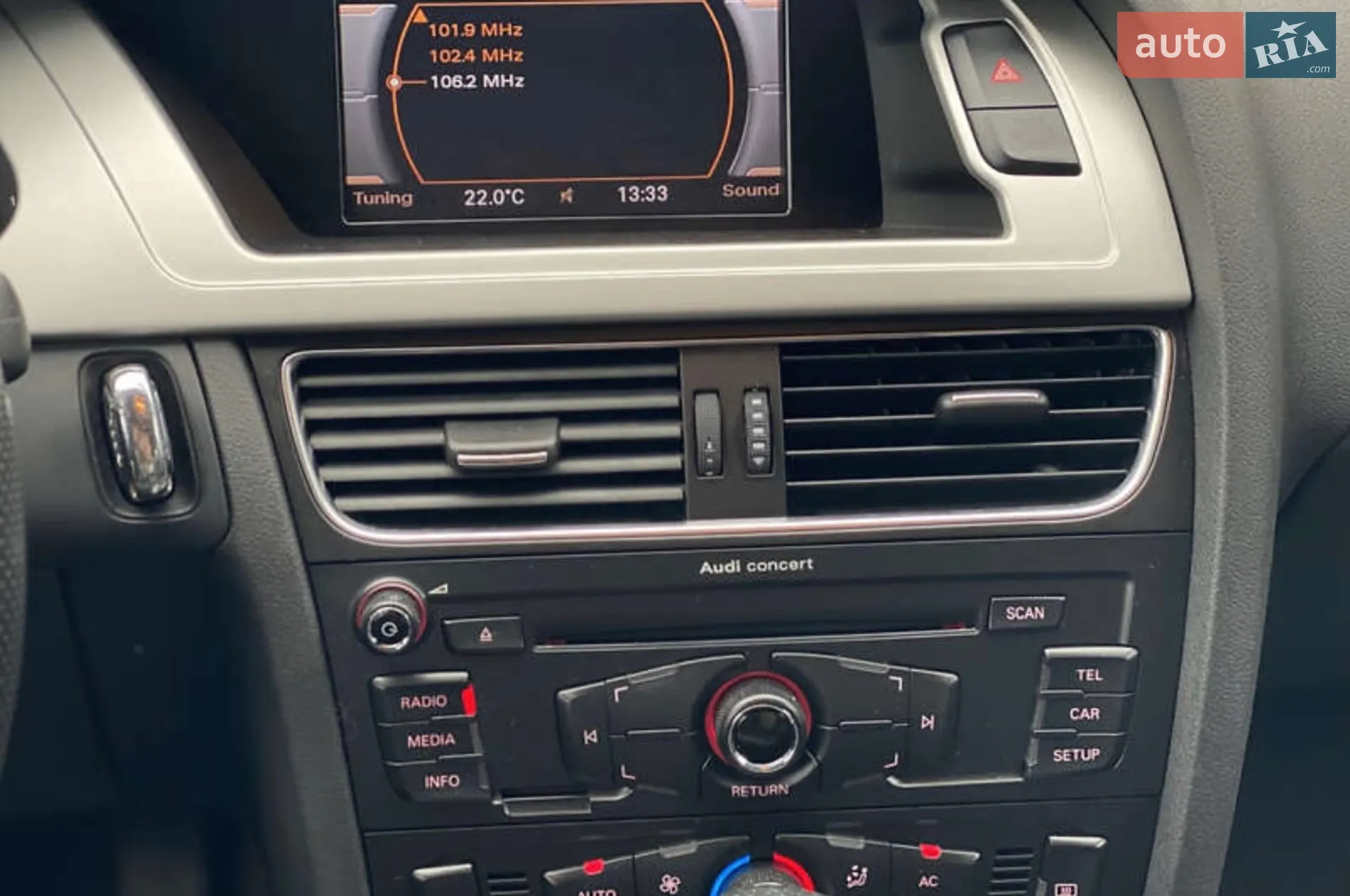 2011 Audi A4 - мініатюра 17