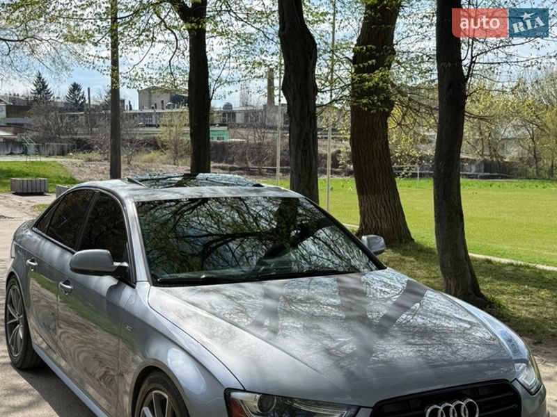 Audi A4 2014