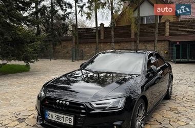 Седан Audi A4 2018 в Києві