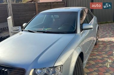 Седан Audi A4 2004 в Києві