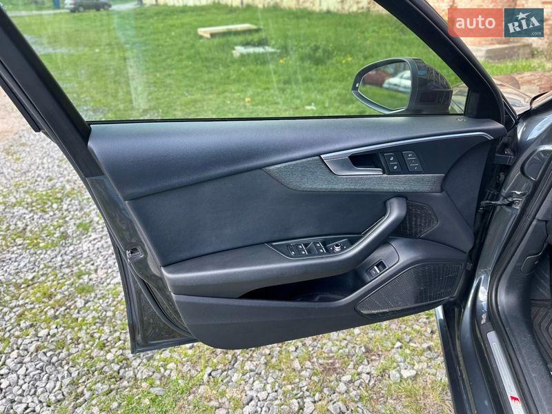 Седан Audi A4 2017 в Виннице