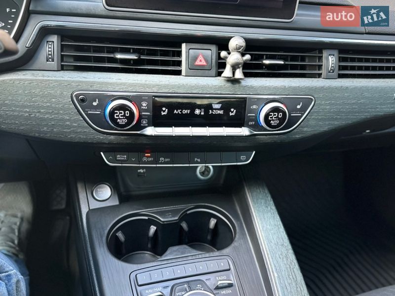 Седан Audi A4 2017 в Виннице