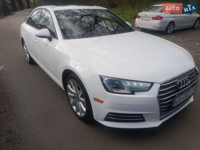 Седан Audi A4 2016 в Киеве