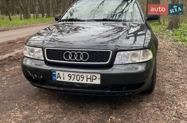 Седан Audi A4 1996 в Яготині