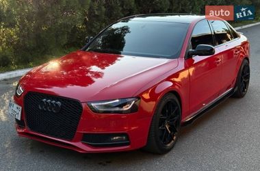 Седан Audi A4 2013 в Смілі