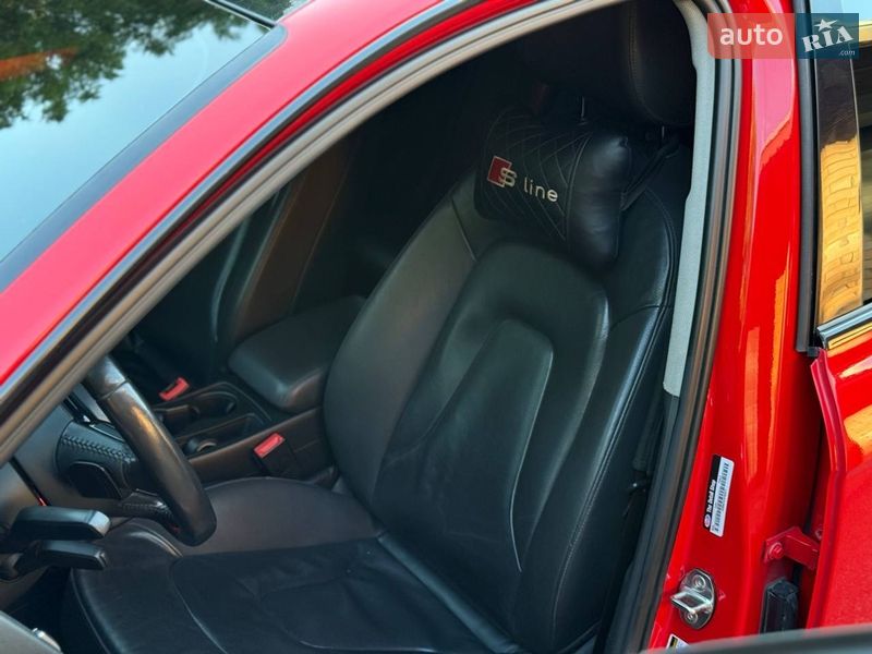 Седан Audi A4 2013 в Смілі