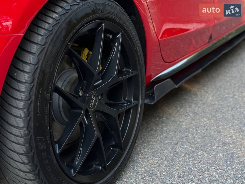 Седан Audi A4 2013 в Смілі