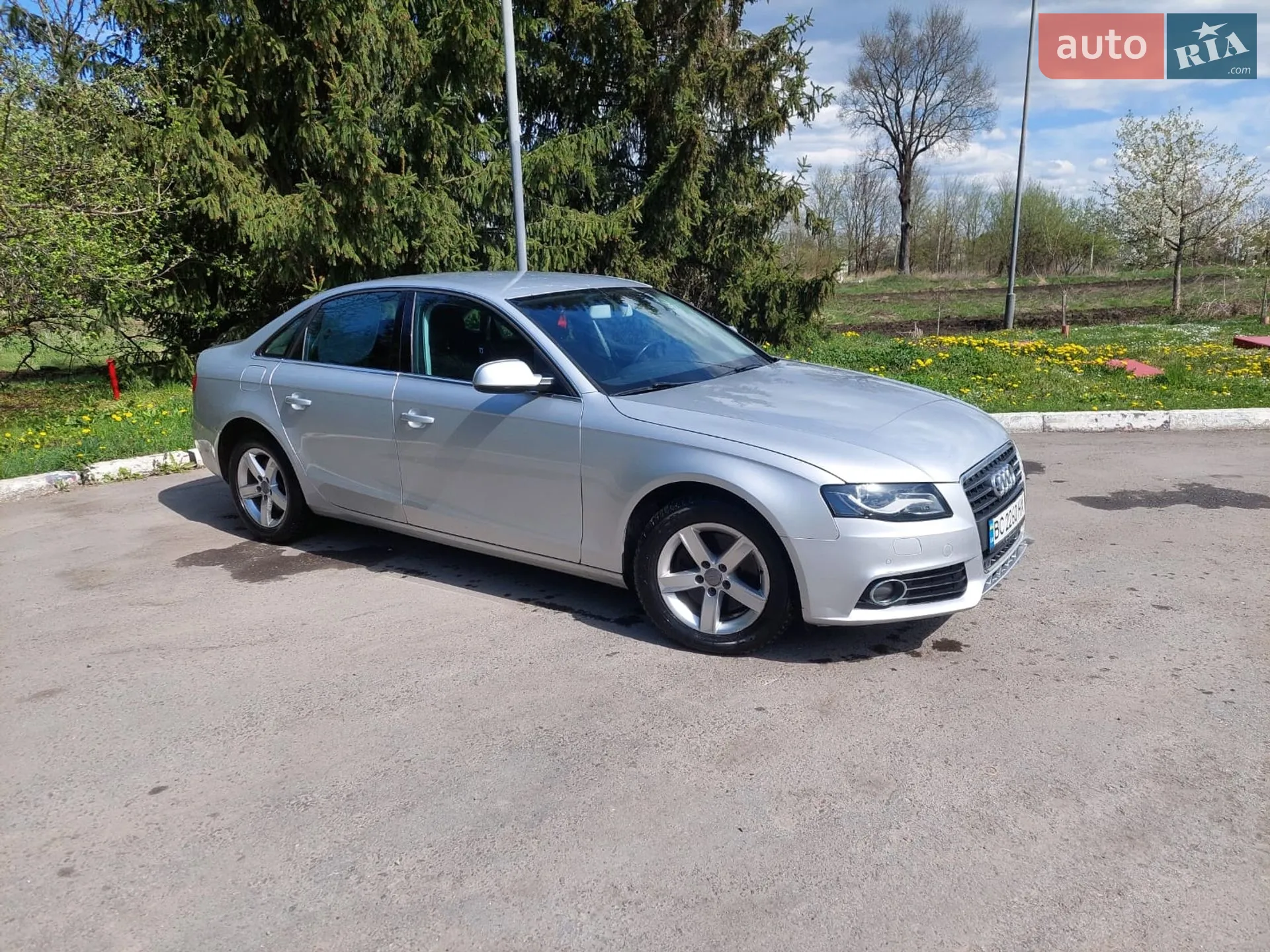 2010 Audi A4 - мініатюра 4