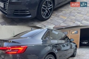 Седан Audi A4 2016 в Львове
