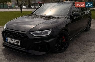 Седан Audi A4 2018 в Дніпрі