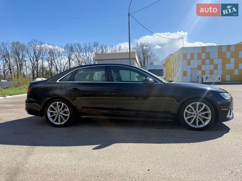 Седан Audi A4 2019 в Киеве