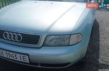 Седан Audi A4 1998 в Теофіполі