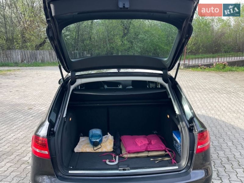 Универсал Audi A4 2011 в Вижнице