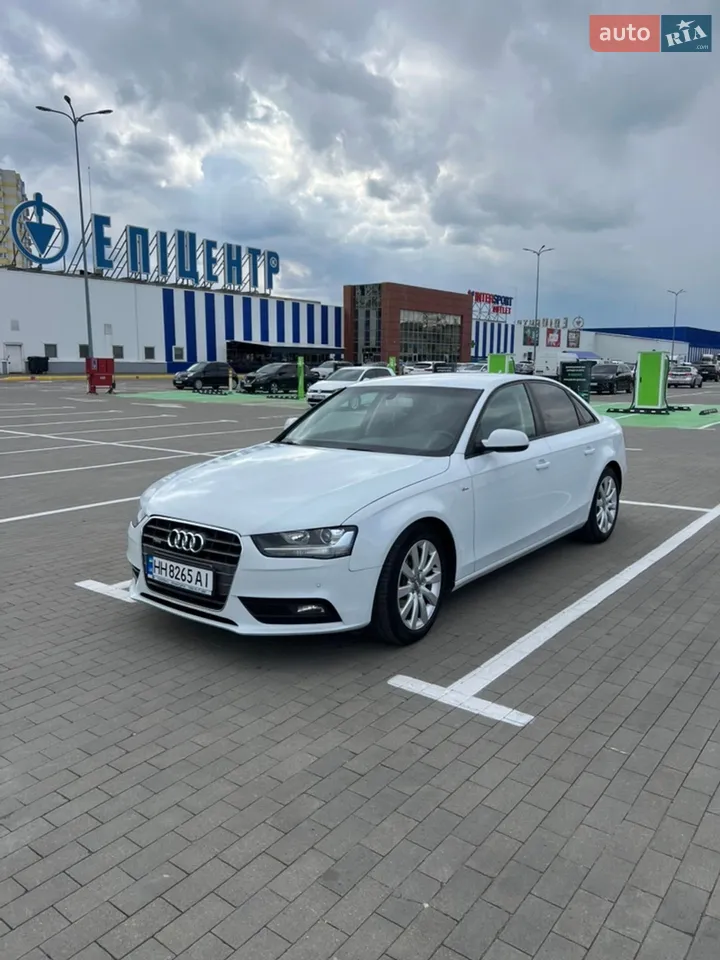 2011 Audi A4 - мініатюра 25