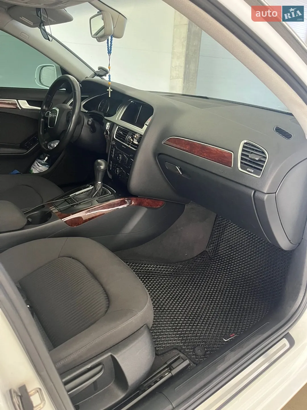 2010 Audi A4 - мініатюра 6