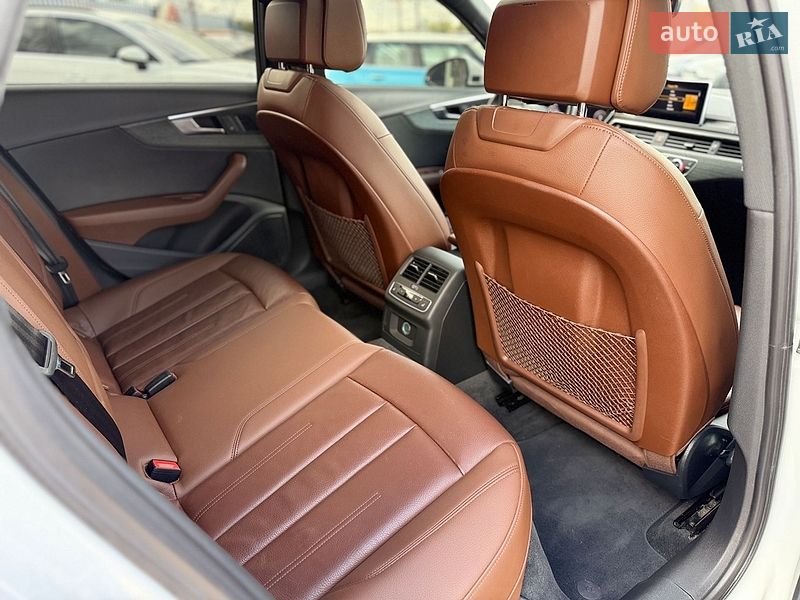 Седан Audi A4 2017 в Києві