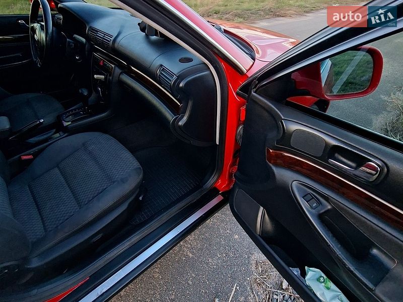Универсал Audi A4 2001 в Гайсине