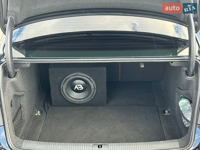 Седан Audi A4 2017 в Києві