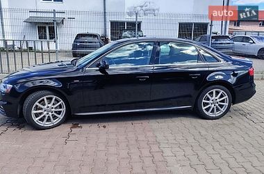 Седан Audi A4 2015 в Сокале