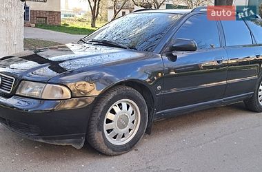 Універсал Audi A4 1997 в Теофіполі