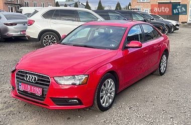 Седан Audi A4 2013 в Луцьку