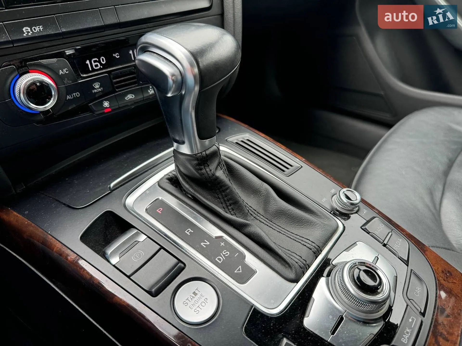 2015 Audi A4 - мініатюра 26