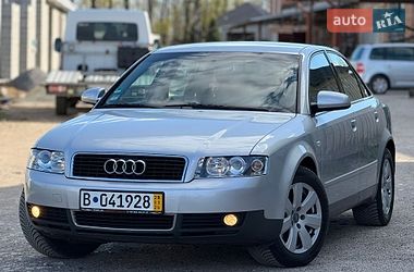 Седан Audi A4 2002 в Золочеві