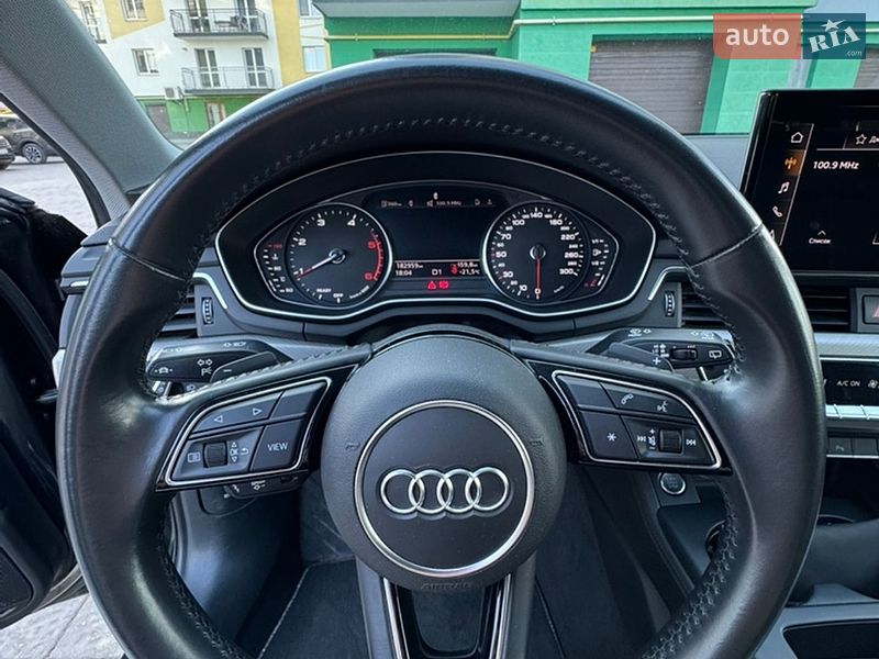 Универсал Audi A4 2019 в Ивано-Франковске