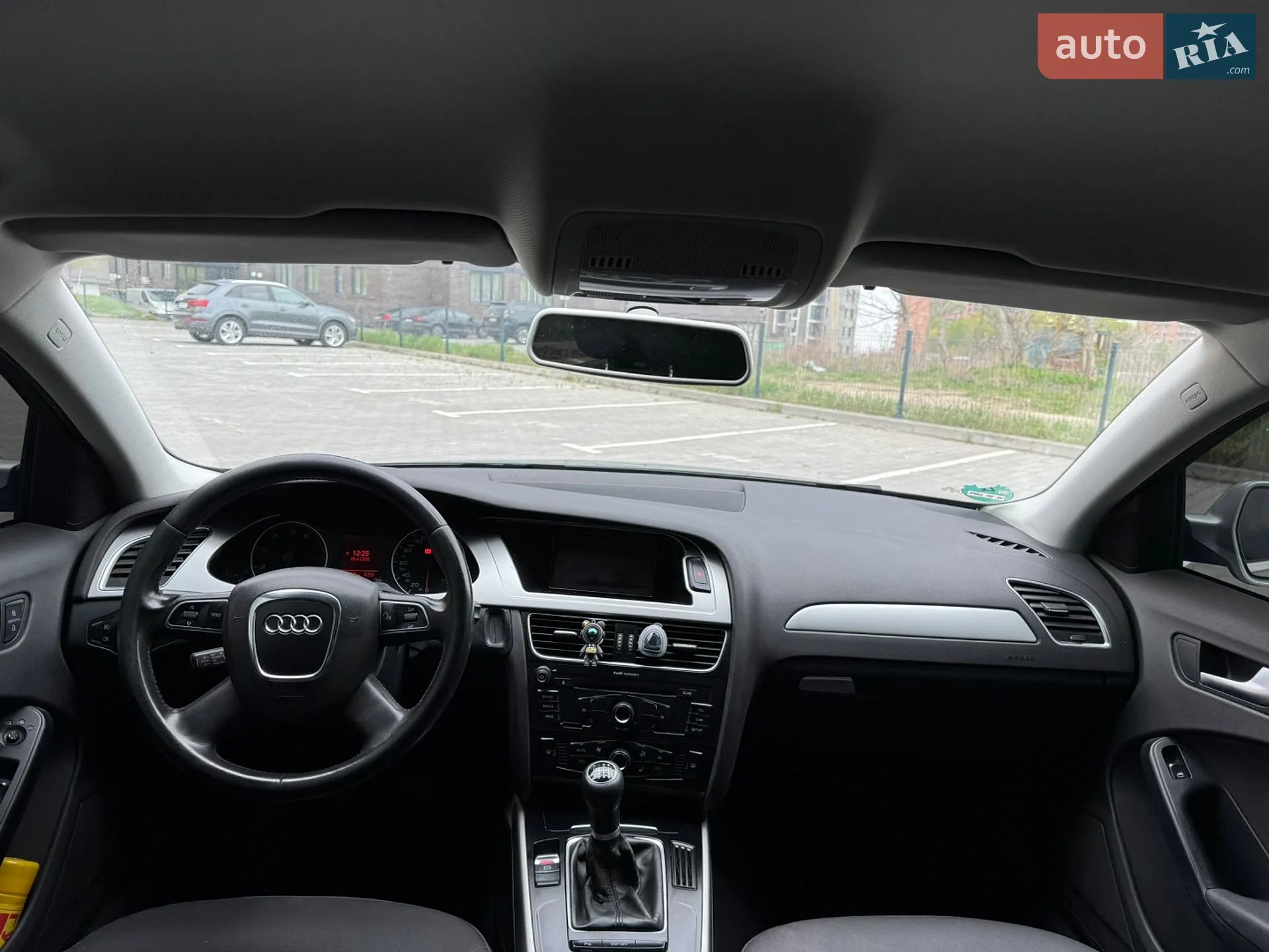 2010 Audi A4 - мініатюра 8
