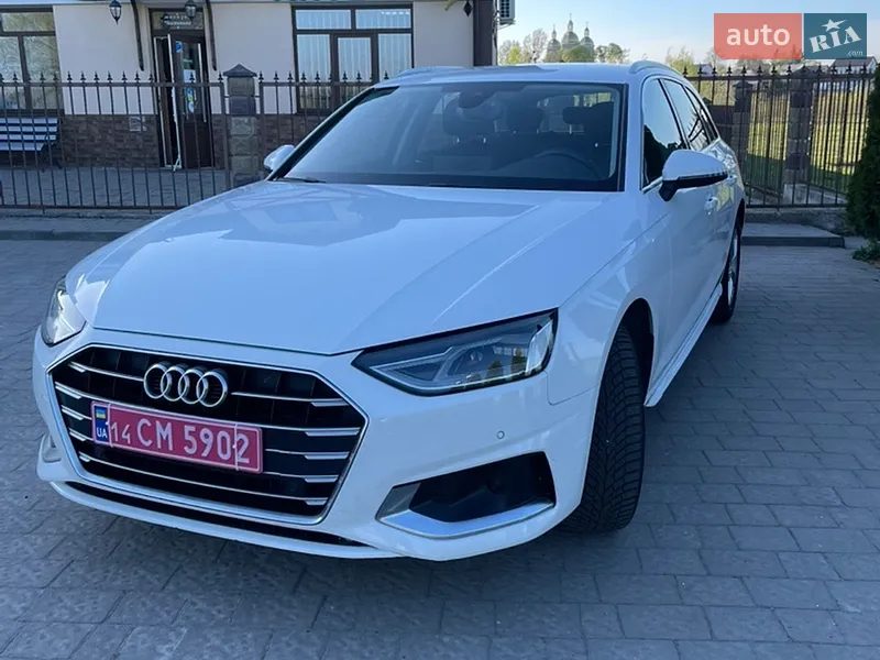 Audi A4 2021