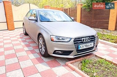 Седан Audi A4 2012 в Киеве