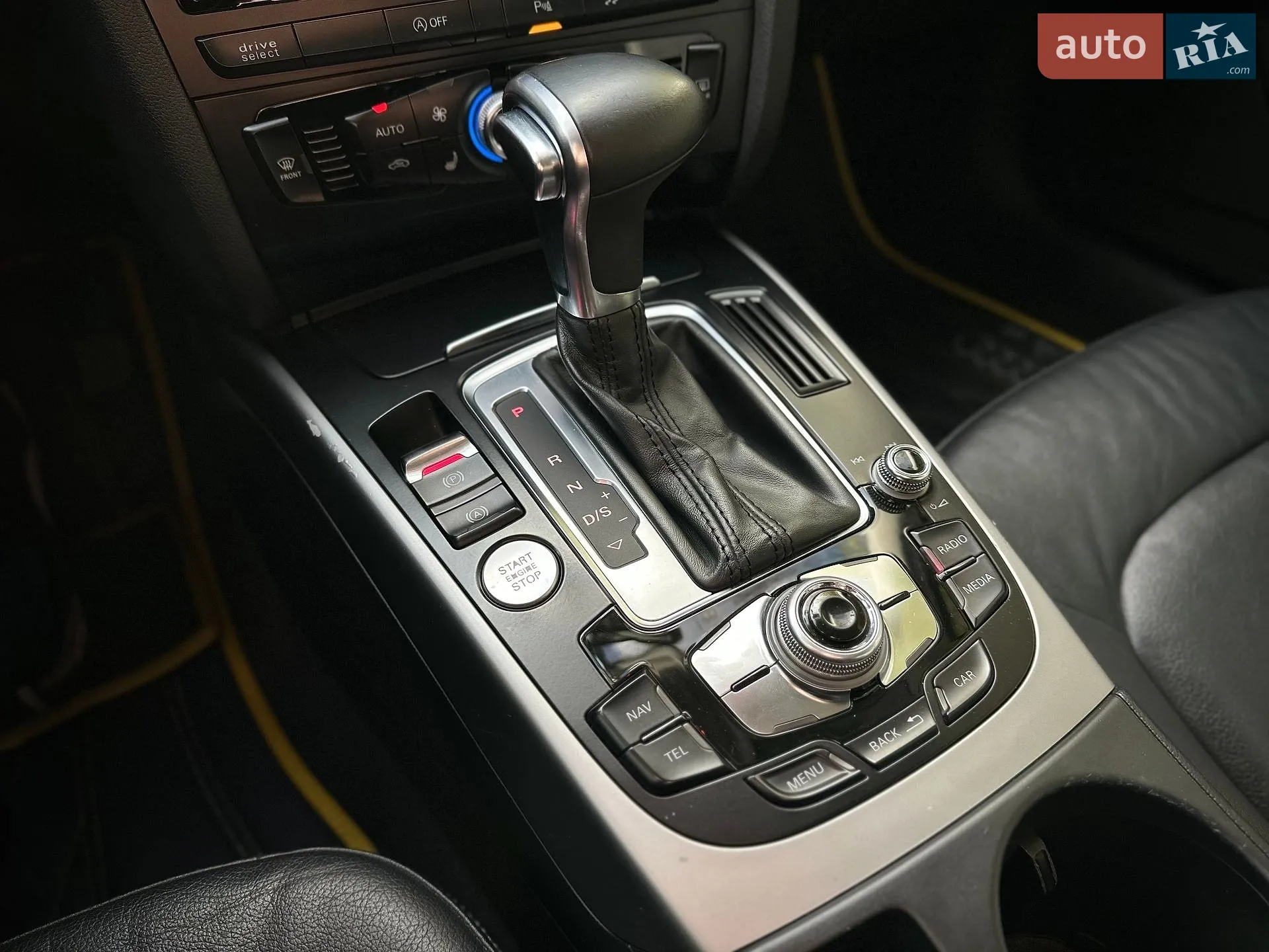 2013 Audi A4 - мініатюра 23