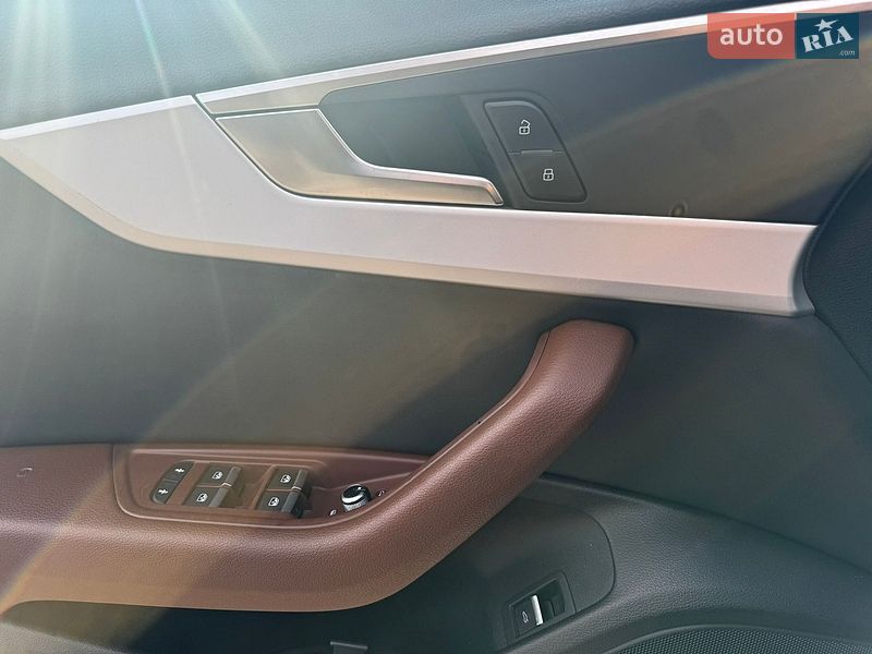 Седан Audi A4 2016 в Києві